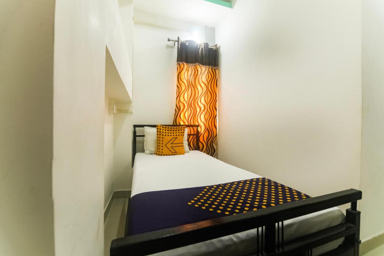 Flagship 75751 Hotel Surya Bahadrabad Екстер'єр фото