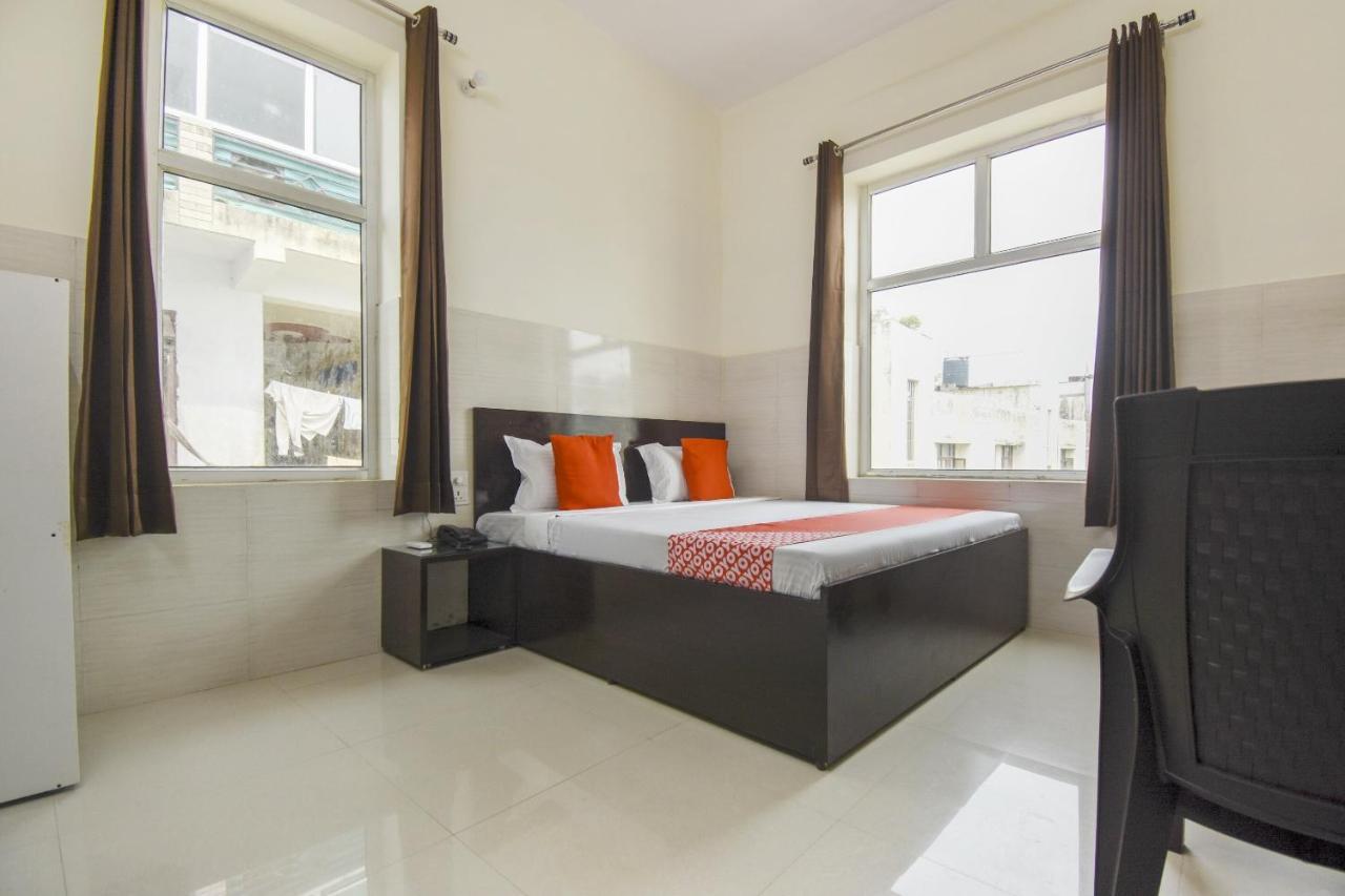 Flagship 75751 Hotel Surya Bahadrabad Екстер'єр фото