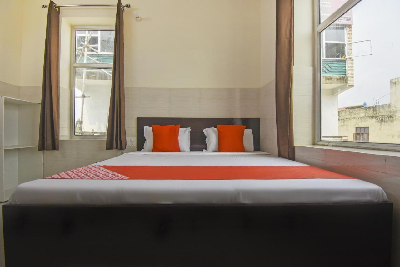 Flagship 75751 Hotel Surya Bahadrabad Екстер'єр фото