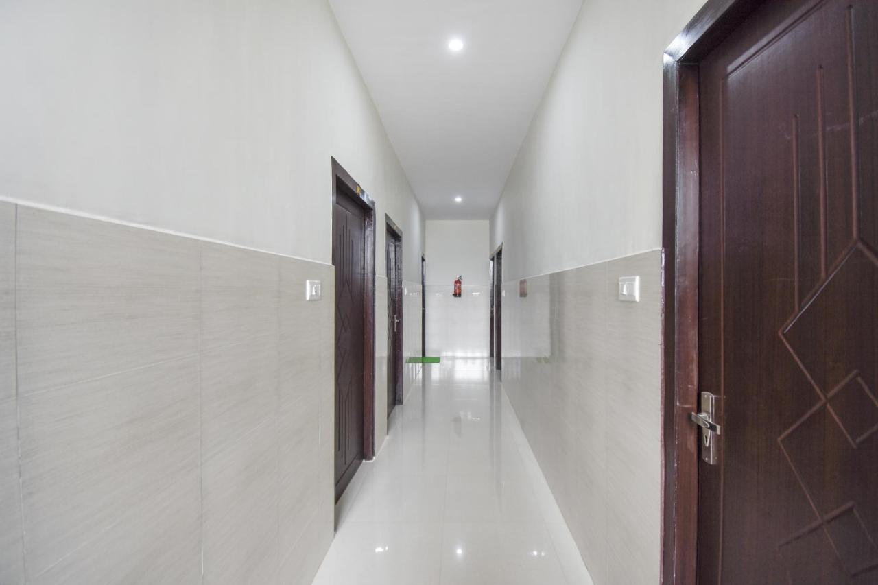 Flagship 75751 Hotel Surya Bahadrabad Екстер'єр фото