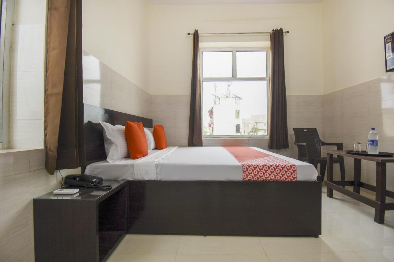 Flagship 75751 Hotel Surya Bahadrabad Екстер'єр фото